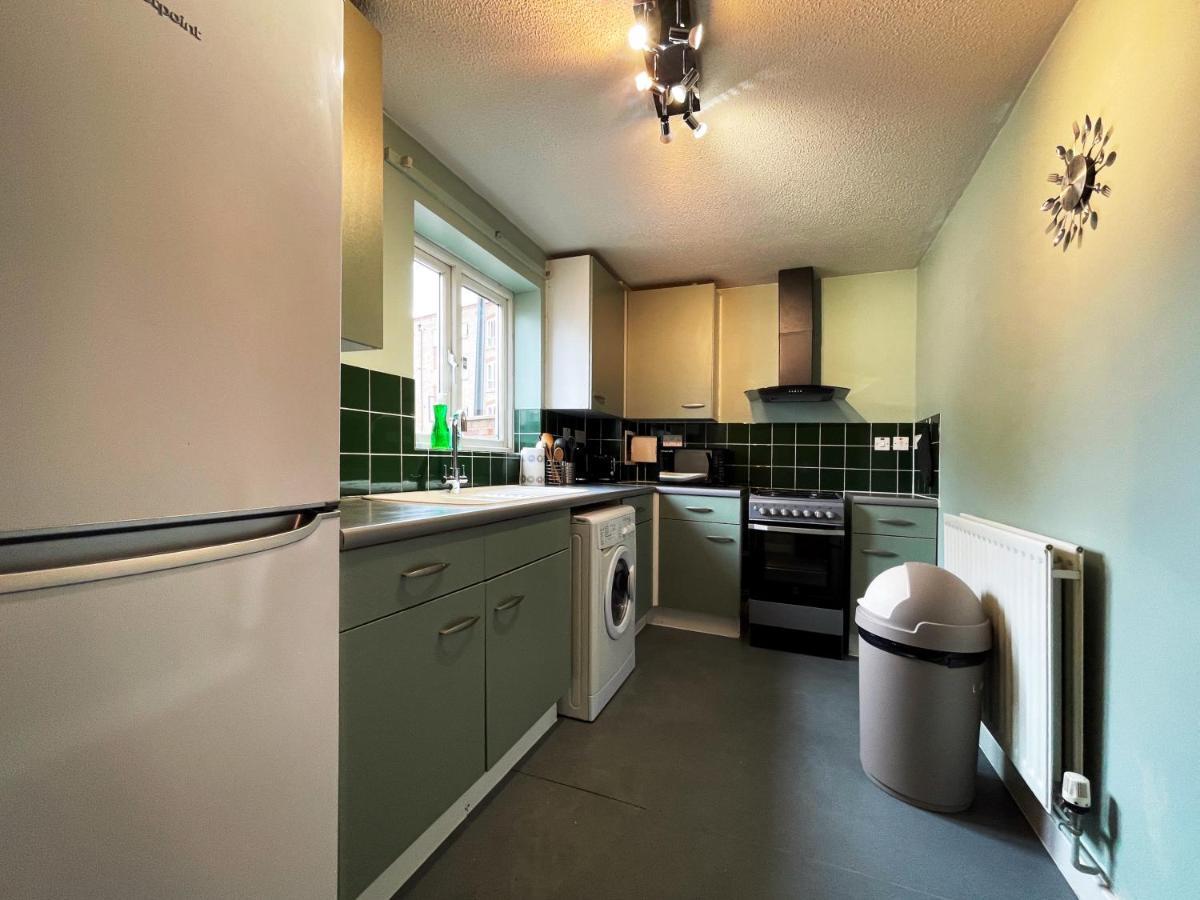 Jessica'S Place At Whitechapel London Exterior photo